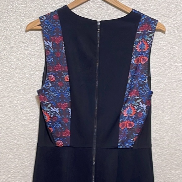 Rachel Roy Woman Paneled Sheath Dress Size 8 - Picture 5 of 12